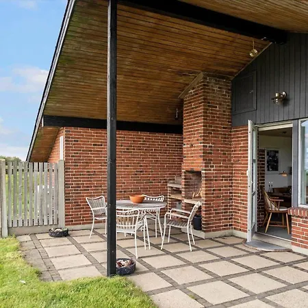 Lf880-snedsted-over-reese-11